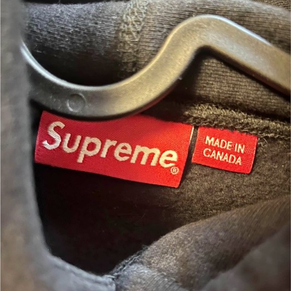 Supreme New York Hooded Sweatshirt Men’s Size M - Picture 2 of 5